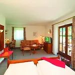 Alpenresidenz Adler فندق 4*