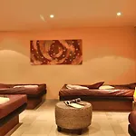 فندق Alpenresidenz Adler 4*