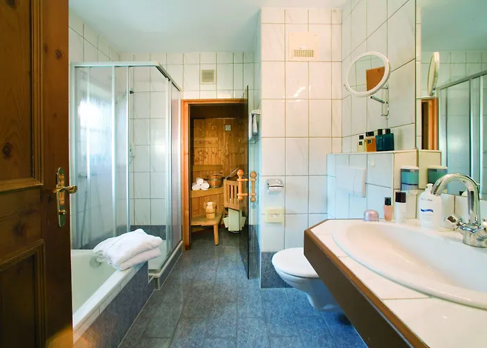 Alpenresidenz Adler מלון