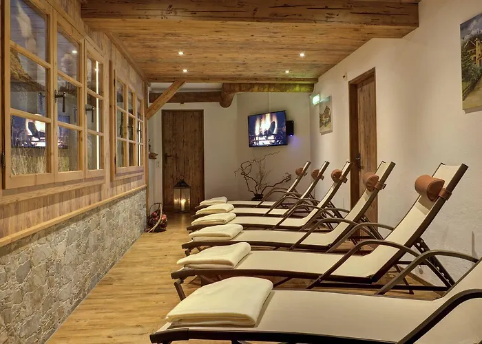 Alpenresidenz Adler מלון 4*