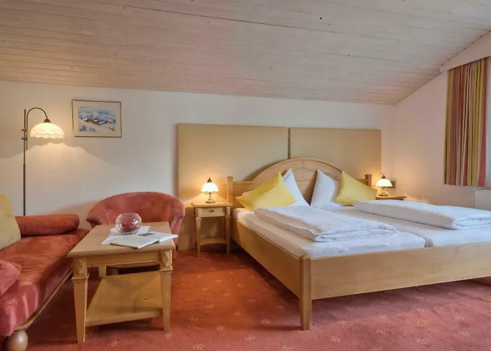 Alpenresidenz Adler מלון 4*